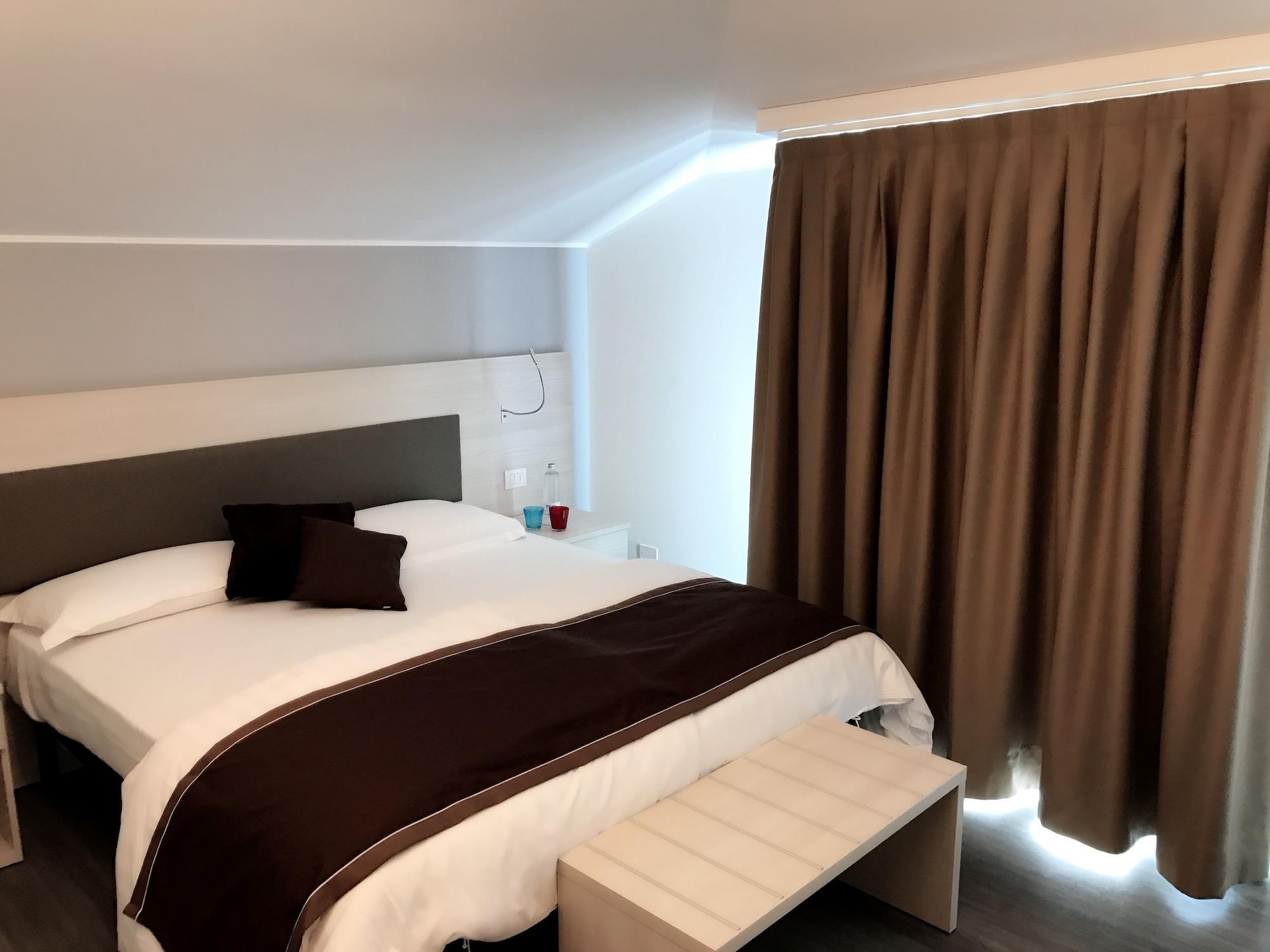 Hotel Dogana Sirmione Extérieur photo
