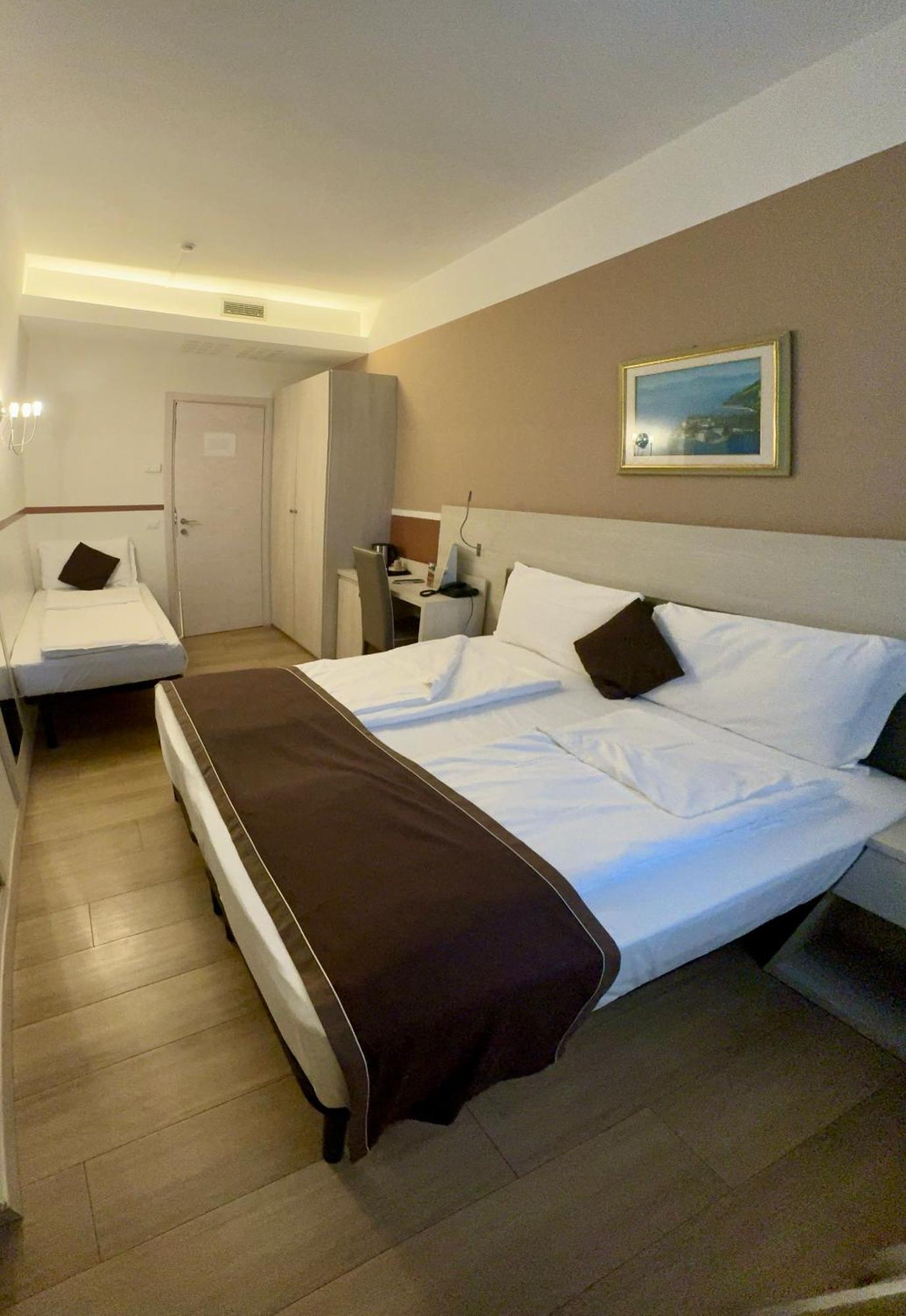 Hotel Dogana Sirmione Extérieur photo